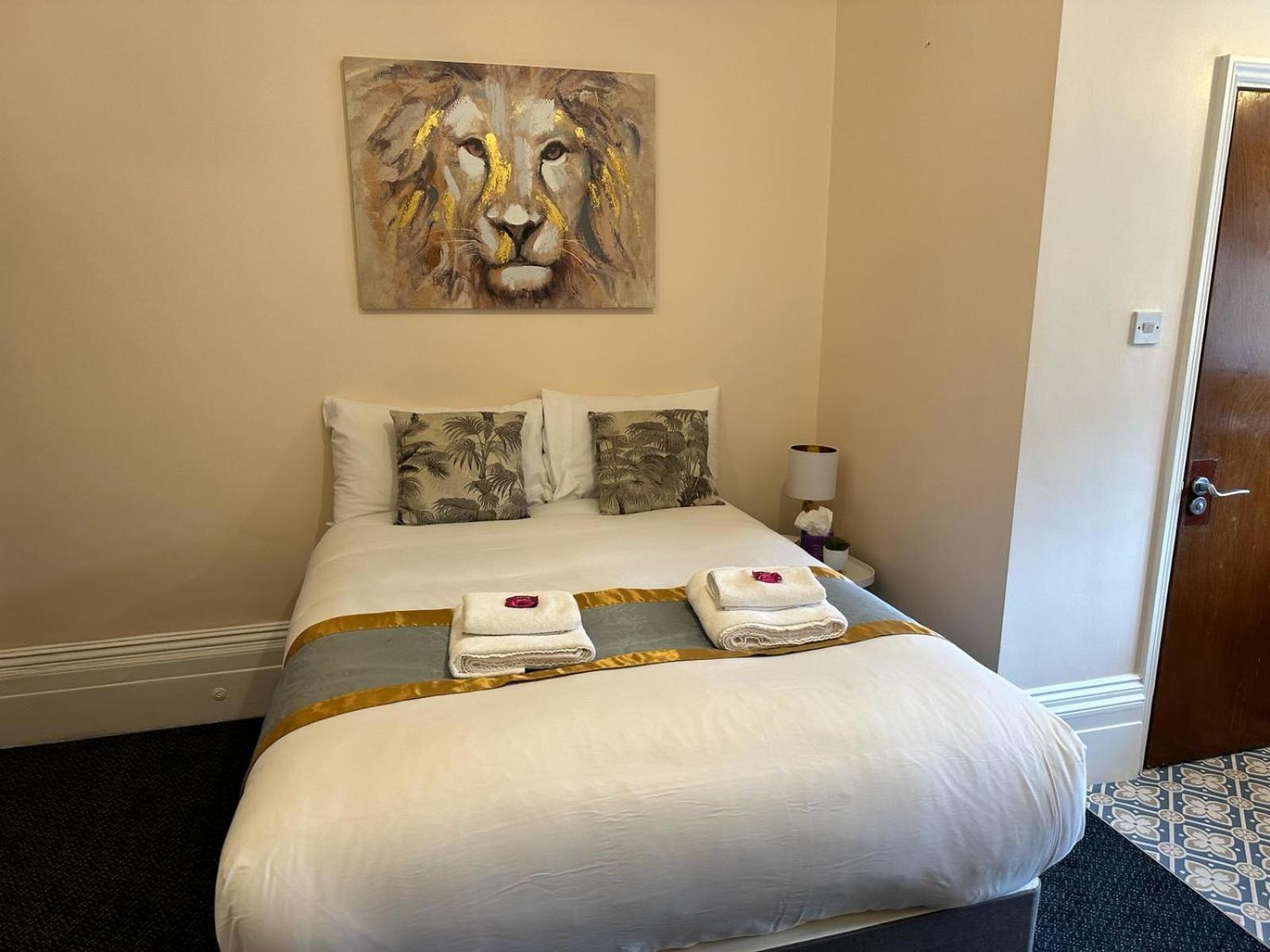United Lodge Hotel Лондон Екстериор снимка