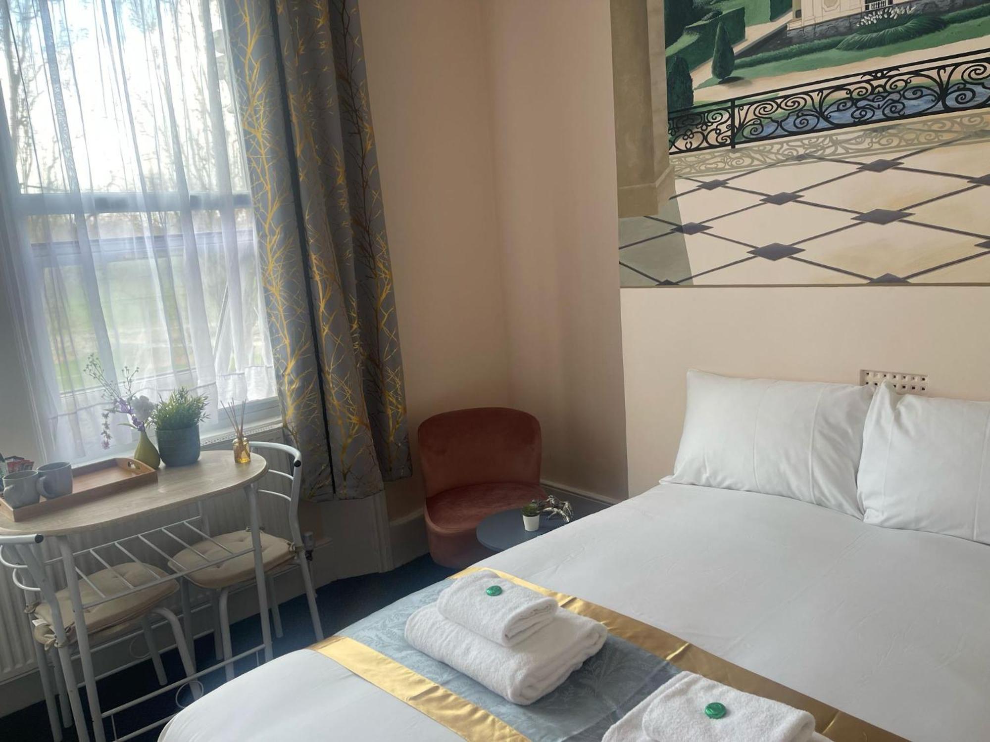 United Lodge Hotel Лондон Екстериор снимка