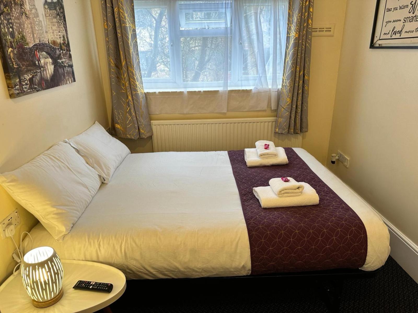 United Lodge Hotel Лондон Екстериор снимка