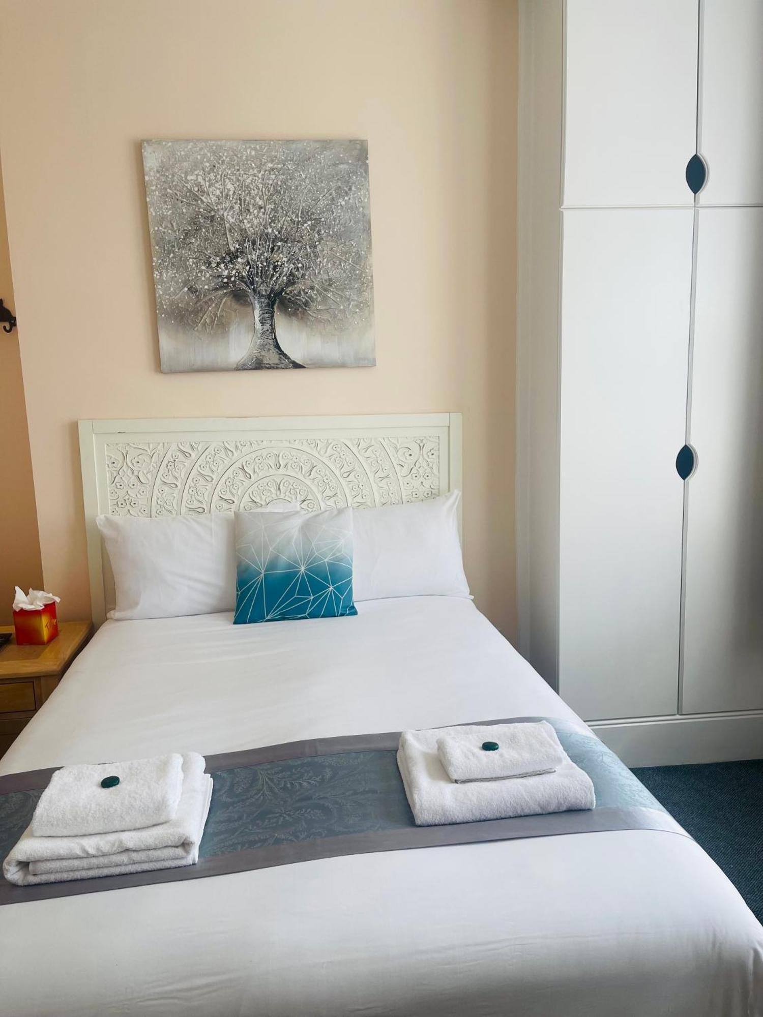 United Lodge Hotel Лондон Екстериор снимка