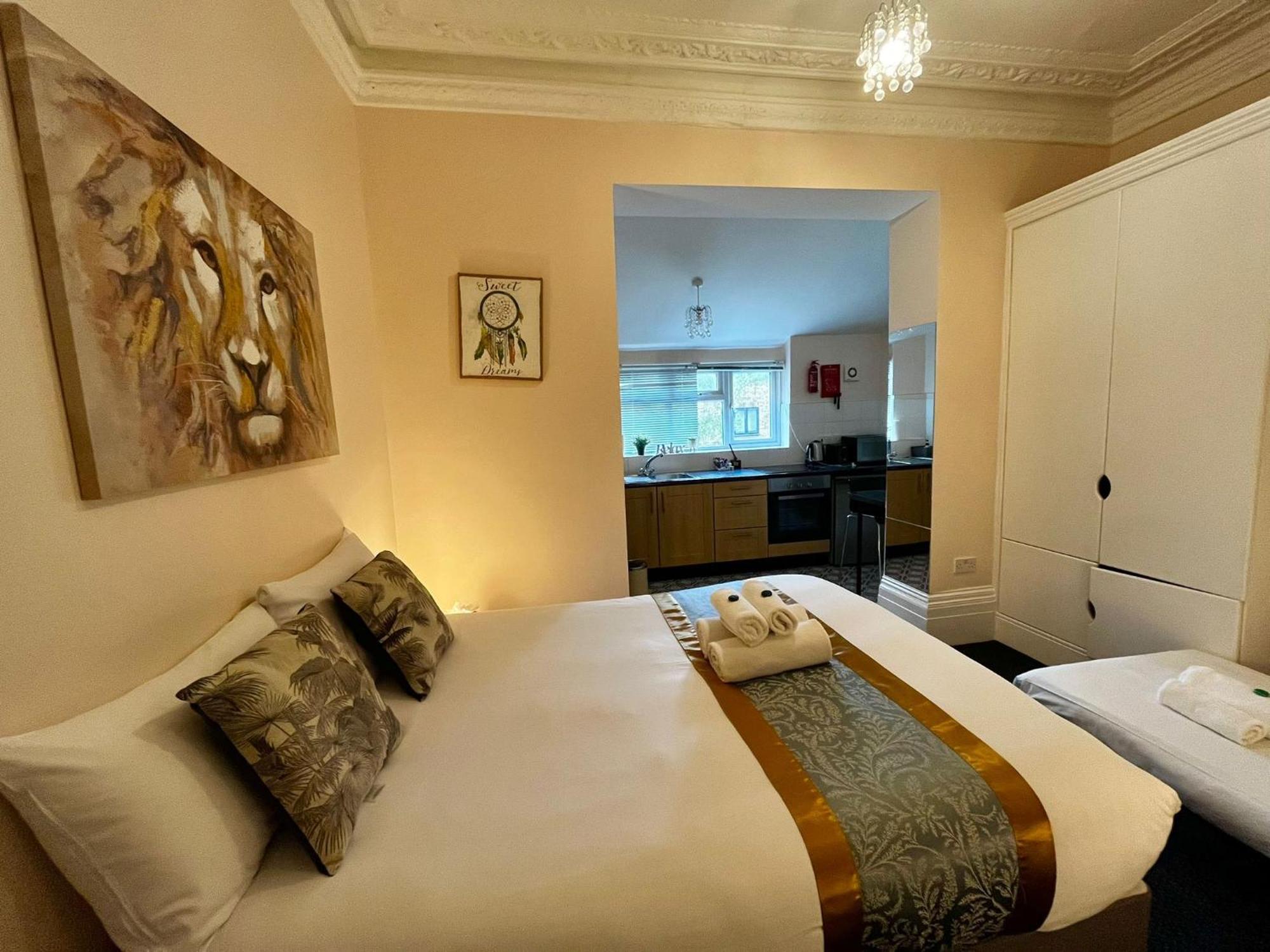 United Lodge Hotel Лондон Екстериор снимка