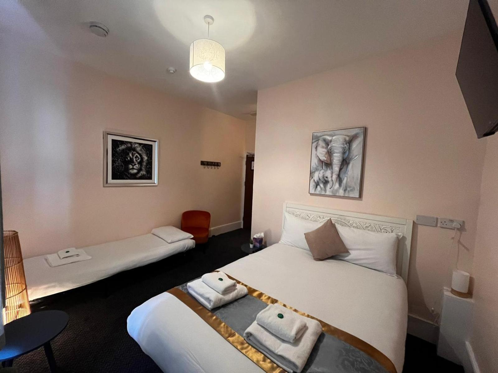 United Lodge Hotel Лондон Екстериор снимка
