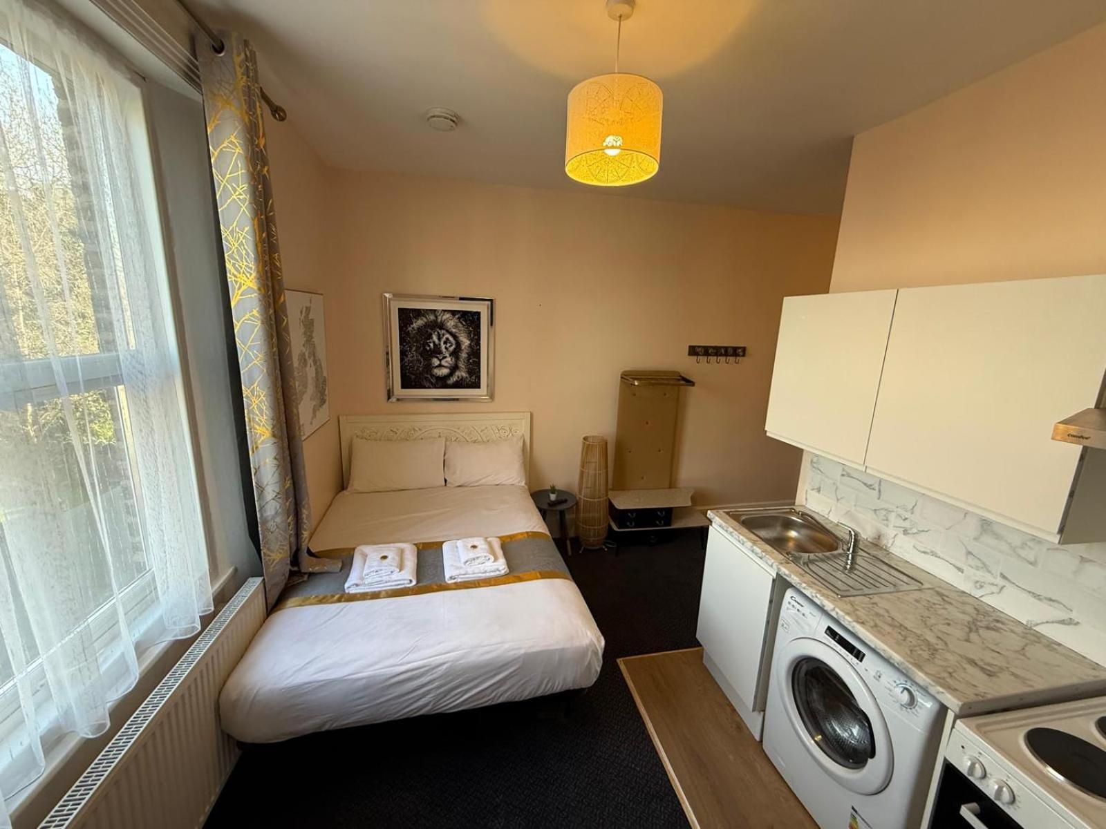 United Lodge Hotel Лондон Екстериор снимка