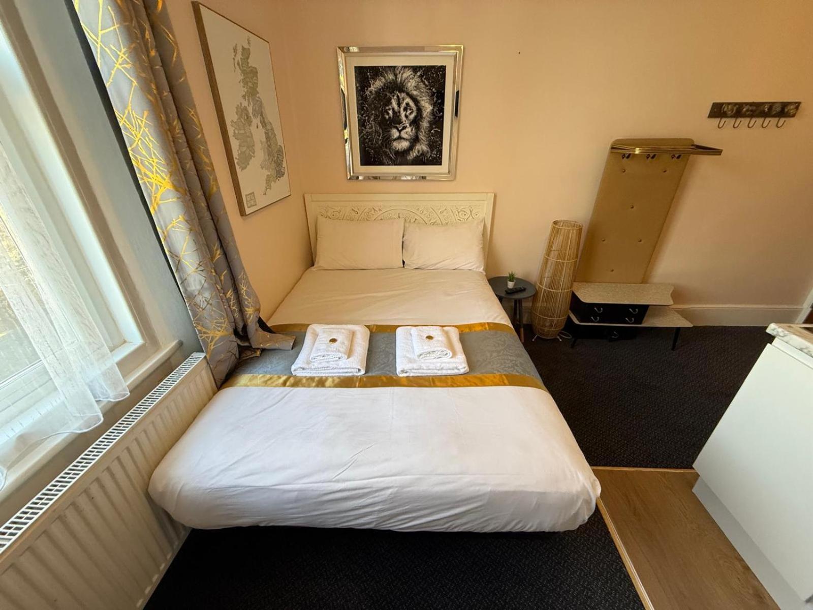 United Lodge Hotel Лондон Екстериор снимка